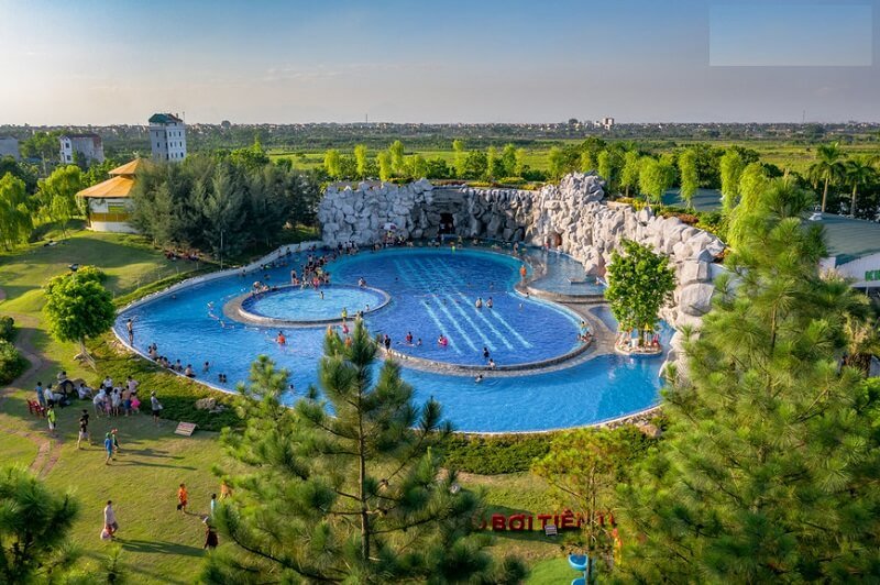 Bể bơi vô cực với sức chứa lớn tại khu sinh thái Đan Phượng Hà Nội